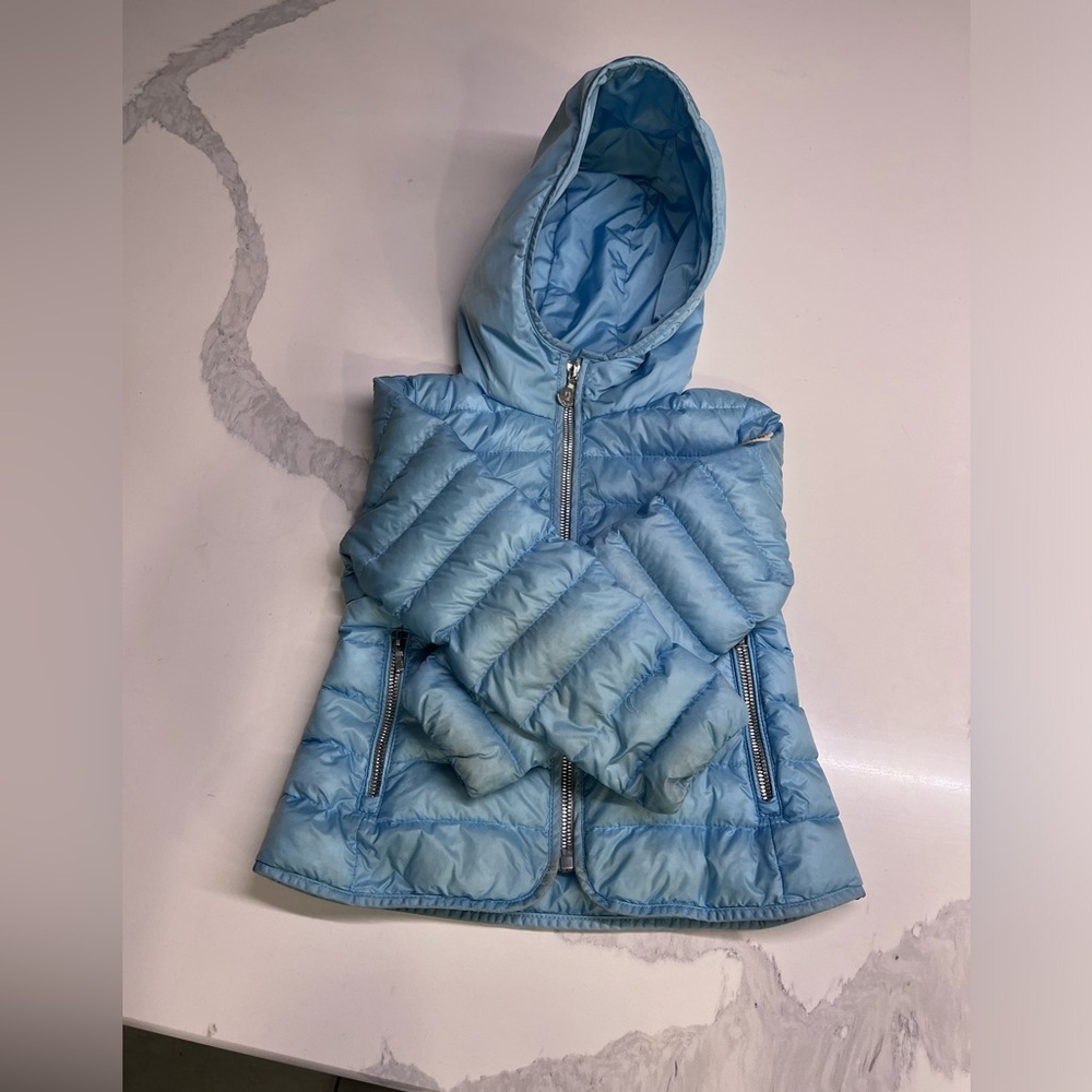 MONCLER KIDS -  Light Quilted Down Jacket. Rose Pink. 3-4t yrs